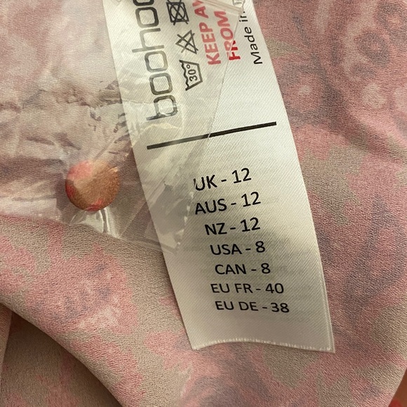 Boohoo Red and Tan Floral Dress (Size 8) Ptp 20” - Picture 6 of 6